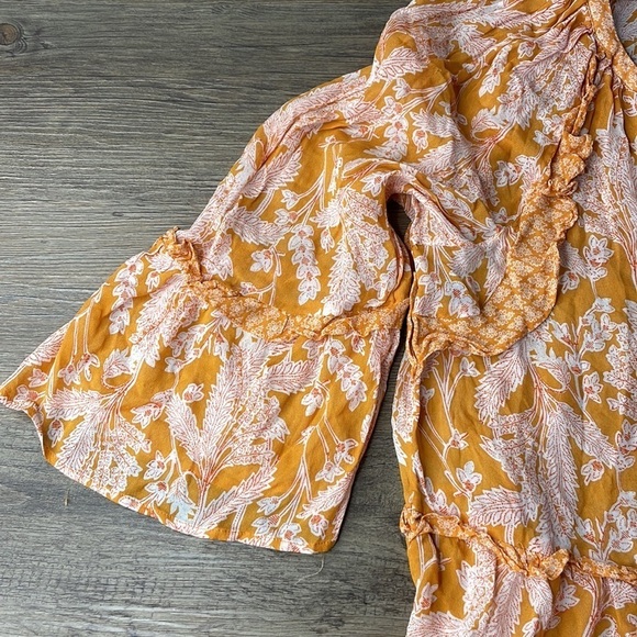 Anthropologie Mia Tiered Ruffle Tunic, Orange and Cream Floral, Button Up sz Med - Picture 6 of 14